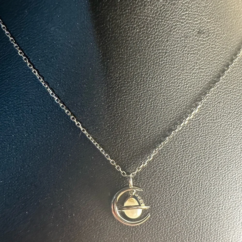 Elegant Silver Moon and Pearl Planet Pendant Necklace - Picture 5 of 7